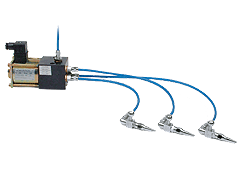 Oil modulation lubrication system with electropumps with nozzles